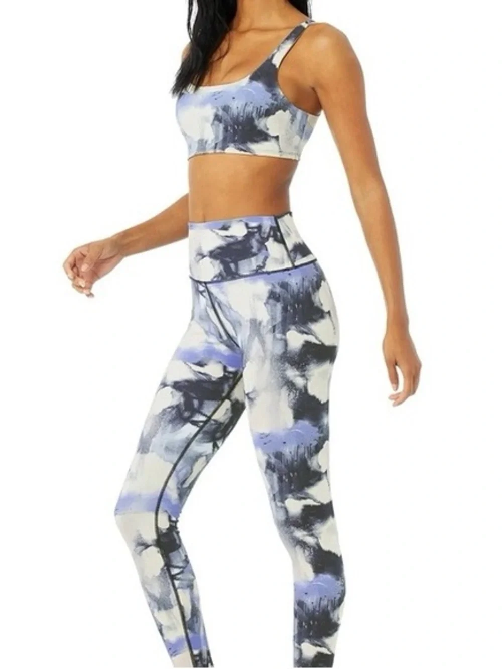 Alo Yoga High-Waist Vapor leggings in a 